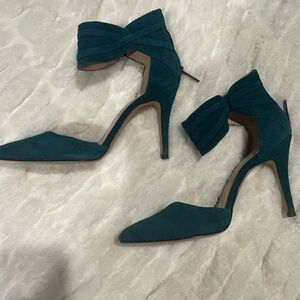 Gianni Bini Teal Suede Heels